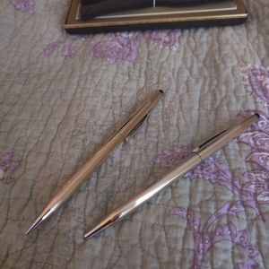 Cross vintage 14k gold filled pen/pencil set!!!